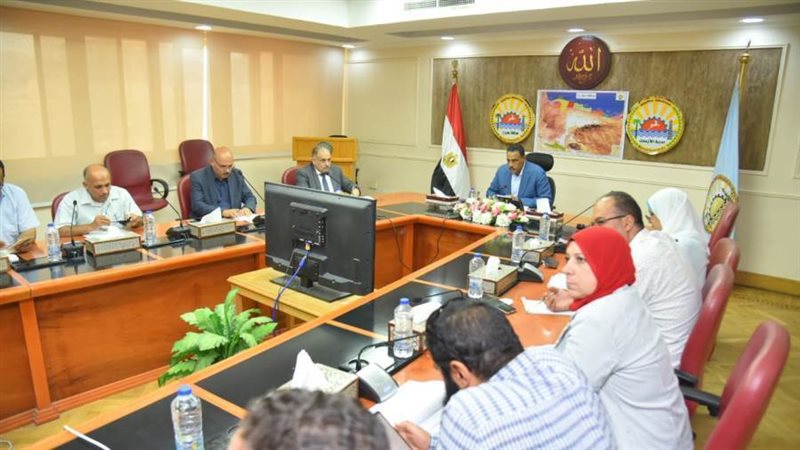 محافظ مطروح خلال