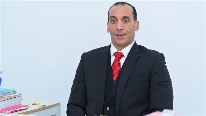 الدكتور محمد فاروق