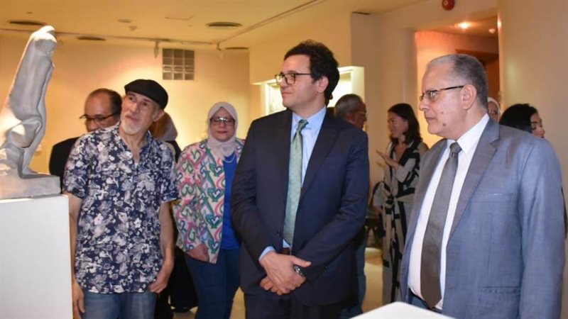 وزير الثقافة خلال