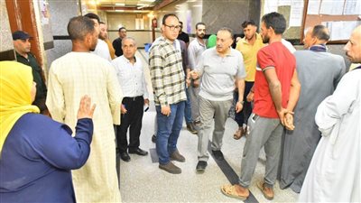 محافظ أسيوط يتفقد مستشفى الإيمان العام ويقرر إحالة المسؤول عن دخول الحالات للتحقيق