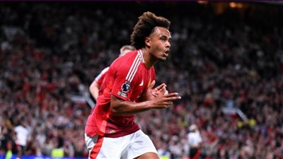 مانشستر يونايتد يقص شريط الموسم الجديد بفوز درامي على فولهام