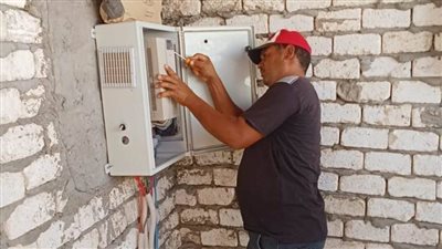 فصل الكهرباء عن المشاريع الزراعية المتقاعسة عن سداد المديونيات في الوادي الجديد