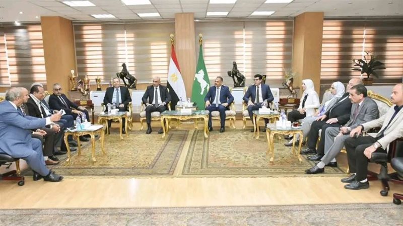 محافظ الشرقية يستقبل