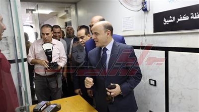 محافظ كفر الشيخ يتفقد المركز التكنولوجي لخدمة المواطنين بدسوق