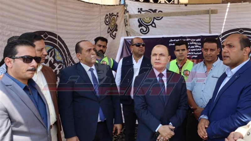 جولة المحافظ