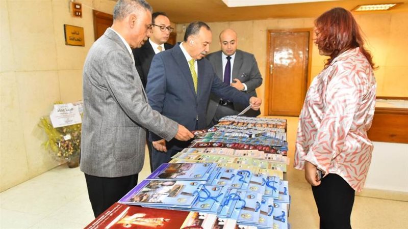 محافظ أسيوط يشهد