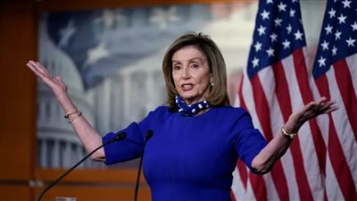 بيلوسي: بايدن اتخذ قراره بالانسحاب من سباق الرئاسة من أجل الولايات المتحدة