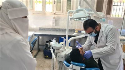 الكشف على 1645 مواطنًا خلال قافلة طبية مجانية بقرية المعدية المحرومة من الرعاية الصحية بإدكو 