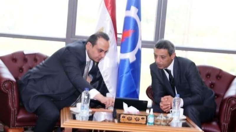 محافظ السويس ورئيس