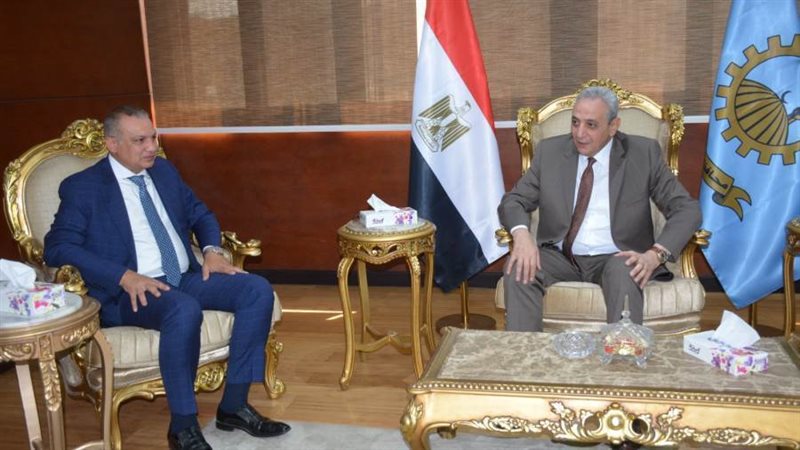 محافظ الغربية ورئيس