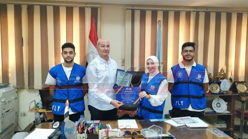 تسليم الدرع