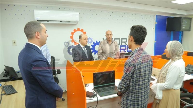 جولة المحافظ