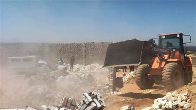 إزالة 33 حالة تعد على أراضي أملاك الدولة بأسوان