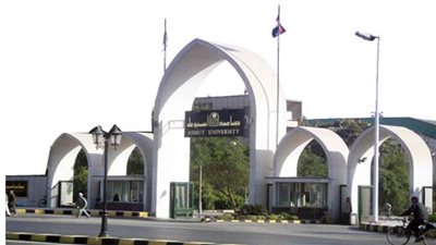 عميد كلية حقوق أسيوط يضع 8 ضوابط لإقامة حفل تخرج الدفعة الجديدة