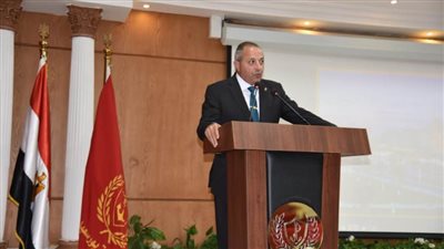 محافظ بورسعيد: تسمية العام الدراسي الجديد بعام الأخلاق