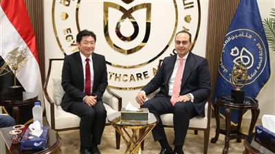 الرعاية الصحية تبحث مع فوجي فيلم سبل تفعيل المستشفيات الافتراضية والذكاء الاصطناعي لخدمة المرضى