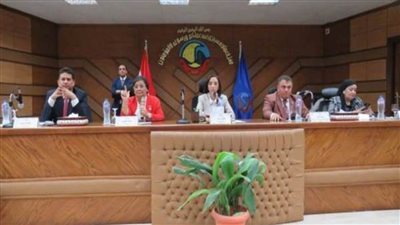 خطة عاجلة لخفض معدل الأمية ومكافحة ظاهرة الزواج المبكر