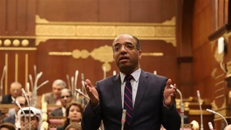 النائب علي مهران