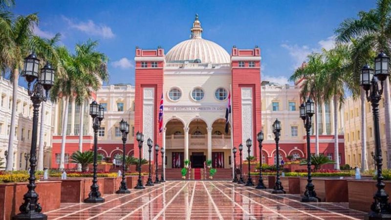 الجامعة البريطانية