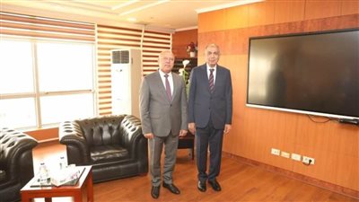 محافظ المنيا: إتاحة فرص صناعية متميزة بمنطقة وادي السريرية 