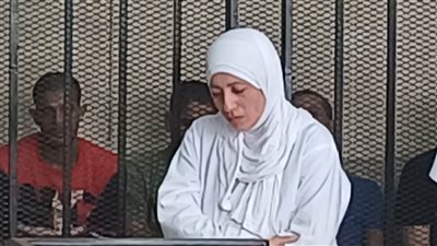 ذبحت زوجها وطعـنت نجلهما.. تقرير الطب الشرعي يكشف الحالة النفسية والعقلية لمعلمة أسيوط