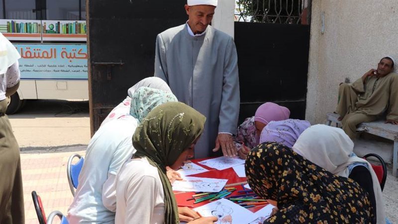 جانب من فعاليات المكتبة