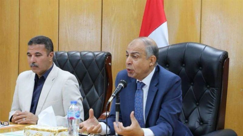 محافظ المنيا والسكرتير