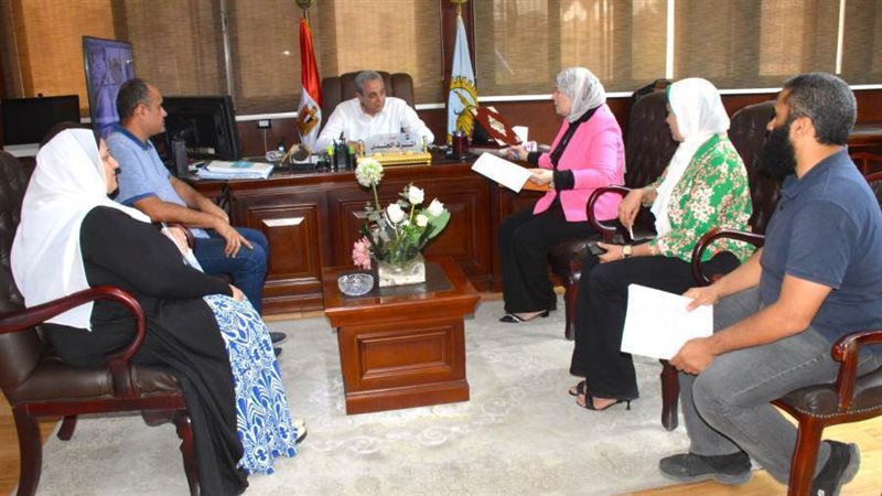 محافظ الغربية خلال