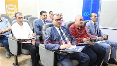 لليوم الثاني برنامج تدريبي لمديري إدارات ديوان عام كفر الشيخ 