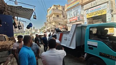  بالصور.. محافظ الغربية يتابع حملات رفع الإشغالات بالسنطة وحي أول طنطا