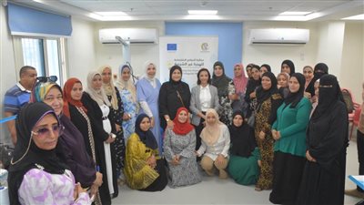 محافظ البحيرة تتفقد مشغل تدريب السيدات بوادي النطرون 