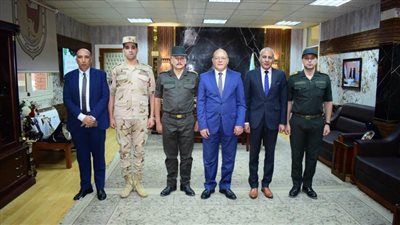 رئيس جامعة سوهاج يشهد حفل توزيع شهادات الإعفاء من تأدية الخدمة العسكرية لذوي الهمم