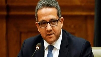 المرشح المصري لمنصب مدير عام اليونسكو يزور أنجولا