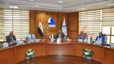 الدسوقي يترأس مجلس جامعة كفر الشيخ