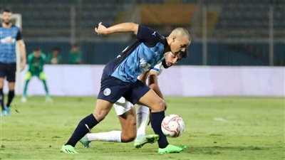 فخري لاكاى يسجل هدف تقدم بيراميدز على المصري بنصف نهائي كأس مصر