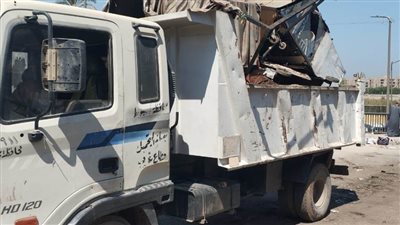 محافظ أسيوط: رفع الإشغالات والتعديات على حرم الطريق بمحيط موقف الأزهر بحي غرب