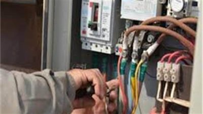 تحرير محضر ضد مالك محل تجاري اعتدى على حملة شركة الكهرباء في الغربية