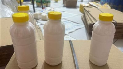 ضبط مخزن بالقاهرة يحوي كميات من الجبنة منتهية الصلاحية بقصد إعادة تعبئتها وطرحها بالأسواق