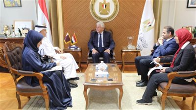 وزير التعليم العالي يبحث مع السفير القطري سبل التعاون بالمجالات التعليمية والبحثية