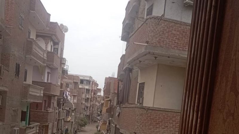 الغيوم يسيطر علي