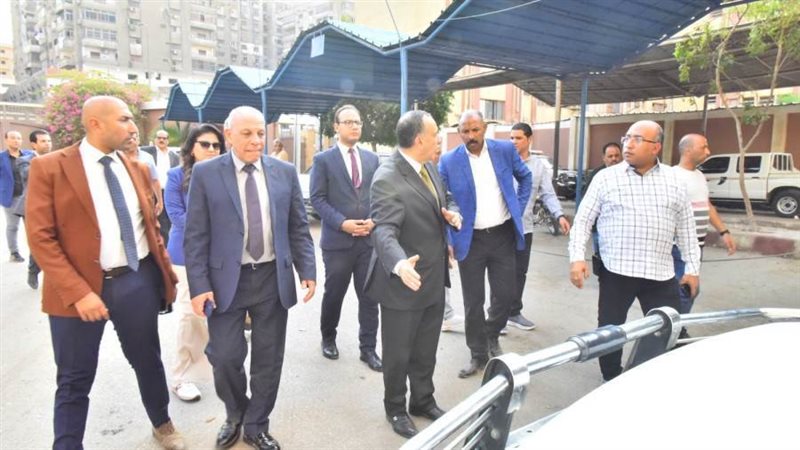 محافظ أسيوط ورئيس