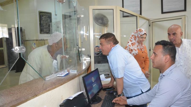 جانب من متابعة سكرتير