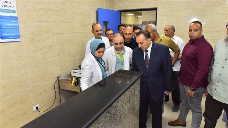 محافظ أسيوط يتفقد