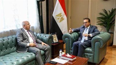 نائبا رئيس الوزراء يبحثان تعظيم الاستثمارات لتوطين صناعة الأدوية والمستلزمات الطبية