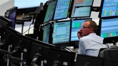 الأسهم البريطانية تغلق على انخفاض