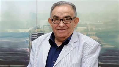 أكاديمية الفنون تودع السيناريست القدير الراحل عاطف بشاي