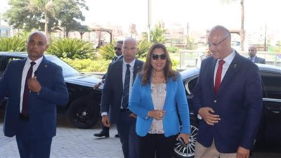 وزيرة التنمية المحلية تشارك في احتفالات العيد القومي لمحافظة القليوبية