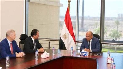 عصمت يبحث مع شركة 