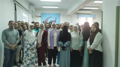 دورة تدريبية عن أساسيات مكافحة العدوى تستهدف 1000 طبيب امتياز بطب سوهاج