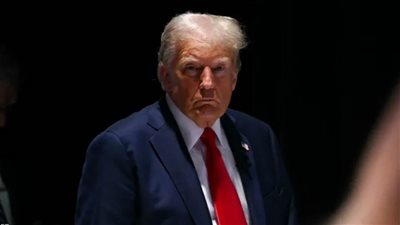 عاجل.. دونالد ترامب يؤيد استخدام الحشيش قانونيا